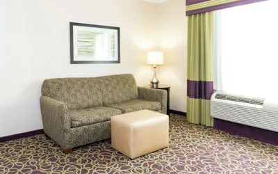 Hampton Inn & Suites Sandusky/Milan