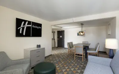 Holiday Inn - Bloomington W MSP Airport Area by IHG
