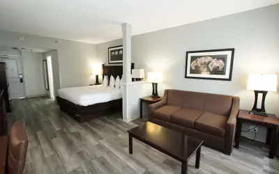 Best Western Paramus Hotel & Suites