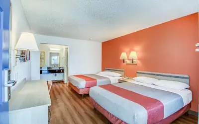 Motel 6-Stockton, CA - Charter Way West