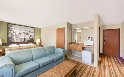 Super 8 by Wyndham Socorro