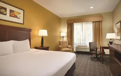 Country Inn & Suites by Radisson, Goodlettsville, TN
