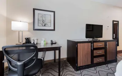 La Quinta by Wyndham Auburn