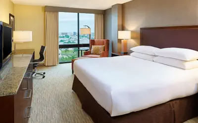 DoubleTree by Hilton San Antonio Airport