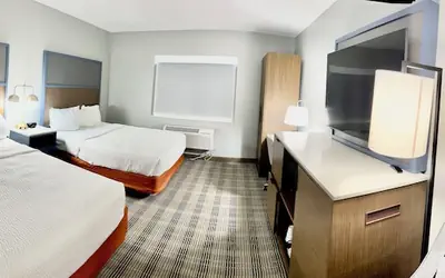 AmericInn by Wyndham Shakopee Near Canterbury Park