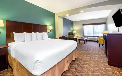 La Quinta Inn & Suites by Wyndham Longview North