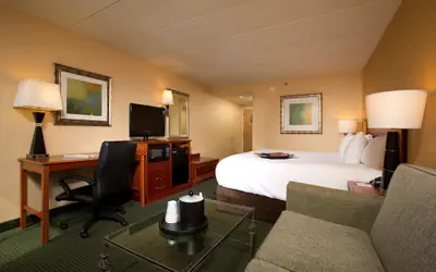 Hampton Inn Alexandria