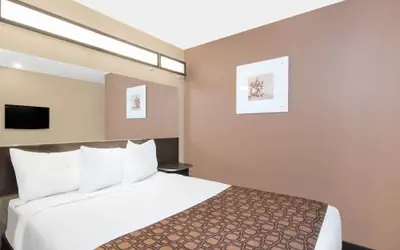 Microtel Inn & Suites by Wyndham Sidney