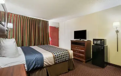 Americas Best Value Inn Tulsa at I-44