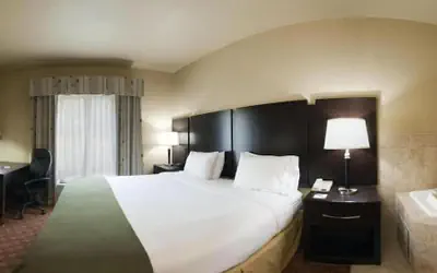 Holiday Inn Express Hotel & Suites Muskogee by IHG