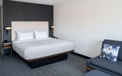 Courtyard by Marriott Providence Lincoln