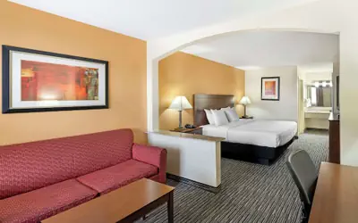 Best Western Snyder Inn