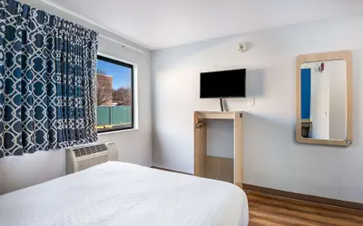 Americas Best Value Inn East Peoria