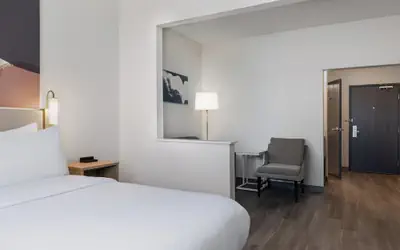 Spark by Hilton Indianapolis Northeast Fishers