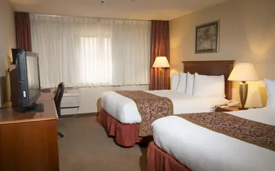 Carlton Lodge Hotel and Suites