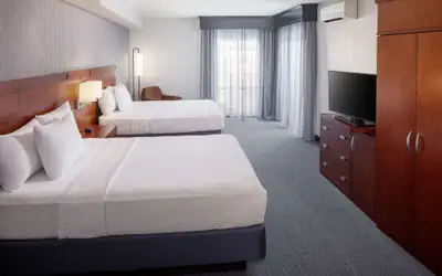 Courtyard by Marriott Charleston Downtown/Civic Center