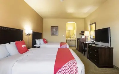 OYO Hotel Valley View TX, I-35