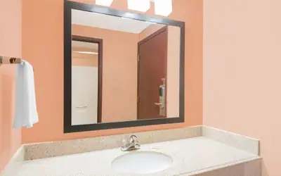 Super 8 by Wyndham Shelbyville