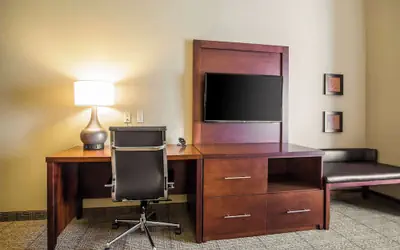 Comfort Suites Dodge City