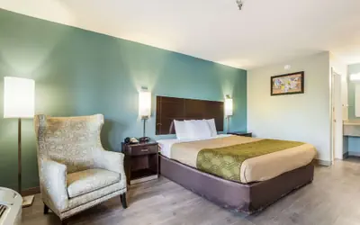 Econo Lodge Inn & Suites Brooks - Louisville South