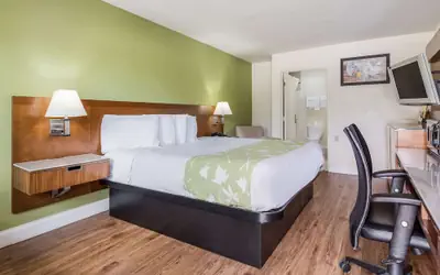 Econo Lodge Atlanta Airport East