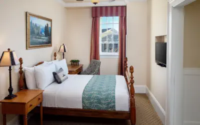 Historic Boone Tavern