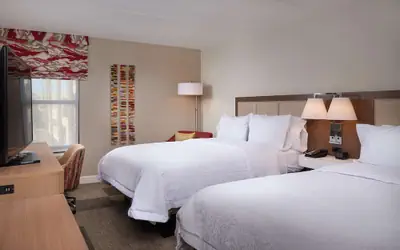 Hampton Inn & Suites Phoenix/Scottsdale on Shea Boulevard