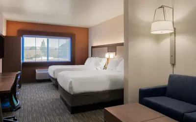 Holiday Inn Express Hotel & Suites Oroville Lake by IHG