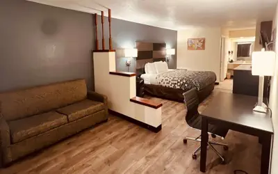 Econo Lodge Inn & Suites Downtown San Antonio Riverwalk Area