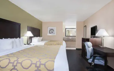 Baymont by Wyndham Lake City I-75