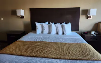 Days Inn by Wyndham Baytown East