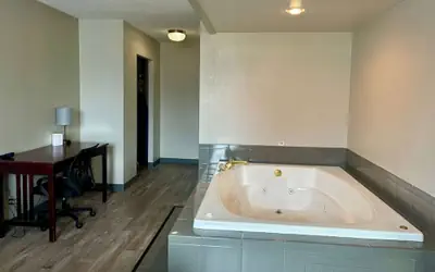 Baymont by Wyndham Keokuk