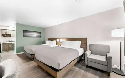 Quality Inn & Suites Port Lavaca near Lighthouse Beach