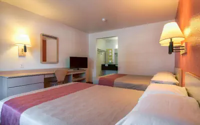 Motel 6-San Dimas, CA - Los Angeles