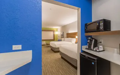 Holiday Inn Express & Suites - San Marcos South by IHG