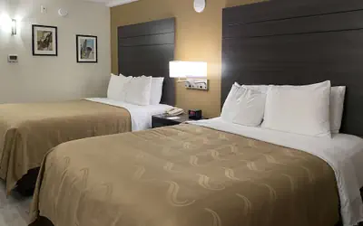 Quality Inn Branson - Hwy 76 Central