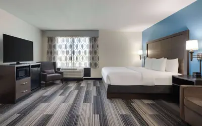 La Quinta by Wyndham Springfield Airport Plaza