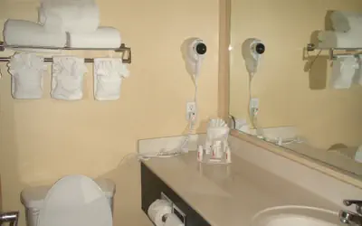 Days Inn & Suites by Wyndham Airport Albuquerque