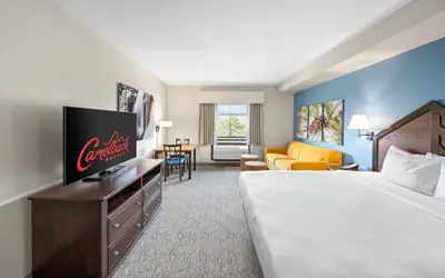 Camelback Lodge & Aquatopia Indoor Waterpark