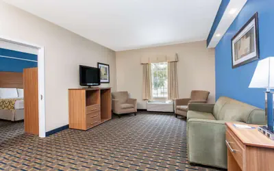 Baymont by Wyndham Jacksonville/Butler Blvd