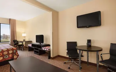 Super 8 by Wyndham Pennsville/Wilmington