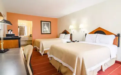 OYO Hotel Greensboro East I 40