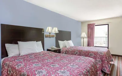 Days Inn by Wyndham Sanford