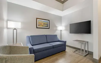 Best Western Plus First Coast Inn and Suites