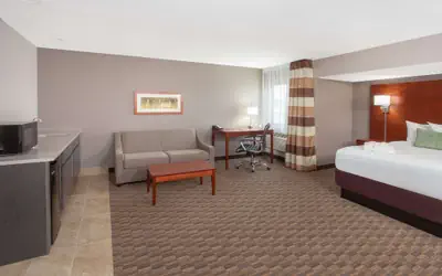 Wyndham Garden Fort Wayne