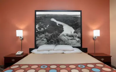 Super 8 by Wyndham Bastrop TX