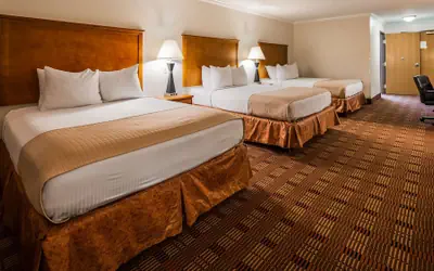 Best Western Club House Inn & Suites