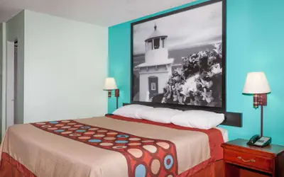 Super 8 by Wyndham Yreka