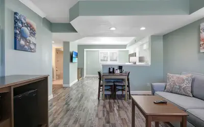 Boardwalk Inn and Suites