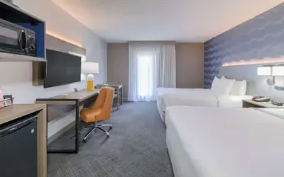 Comfort Inn & Suites at Dollywood Lane